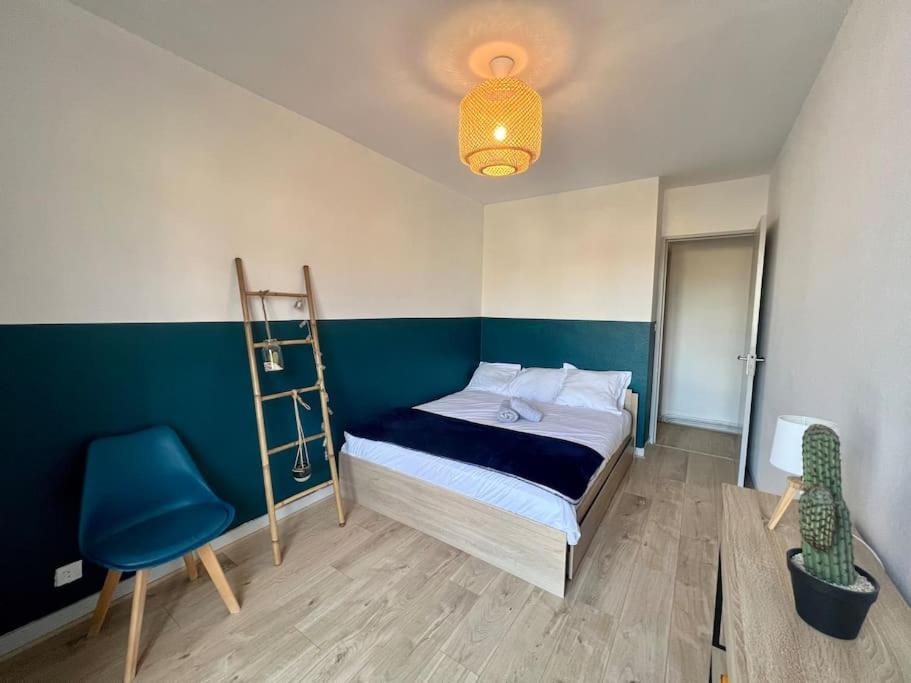 Le P'Tit Anatole - Joli T2 Avec Parking Apartment Poitiers Bagian luar foto
